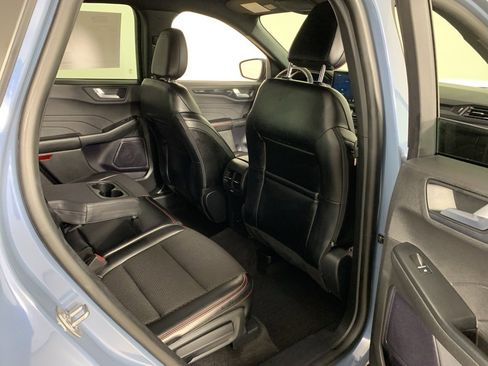 Used 2024 Ford Escape ST-Line w/ Tech Pack #1 image 34