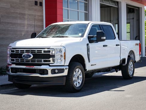 Used 2024 Ford F250 XLT w/ FX4 Off-Road Package AWD/4WD image 8