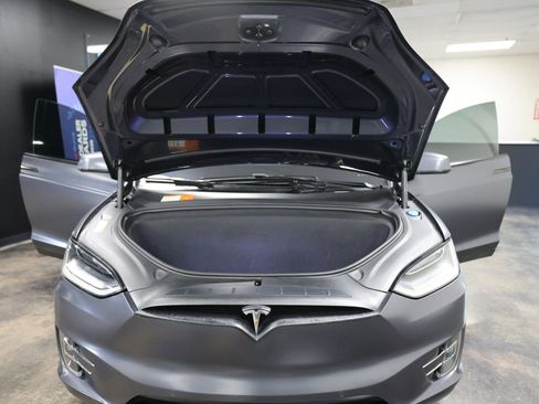 Used 2016 Tesla Model X Performance image 48