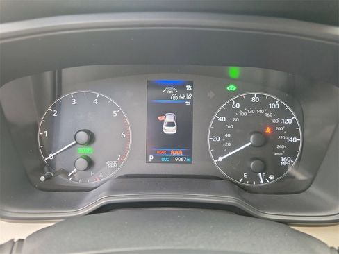 Used 2023 Toyota Corolla LE image 21