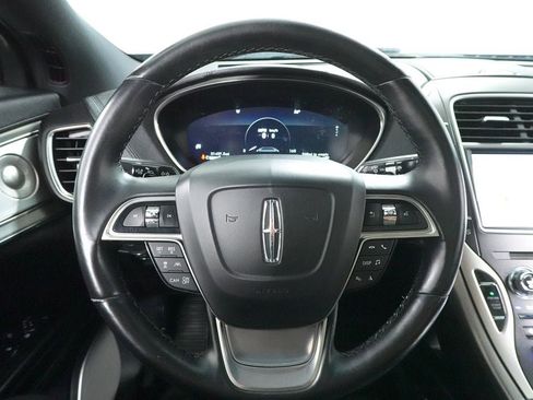 Used 2020 Lincoln Nautilus Reserve AWD/4WD image 12