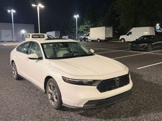 Used 2024 Honda Accord EX video 1