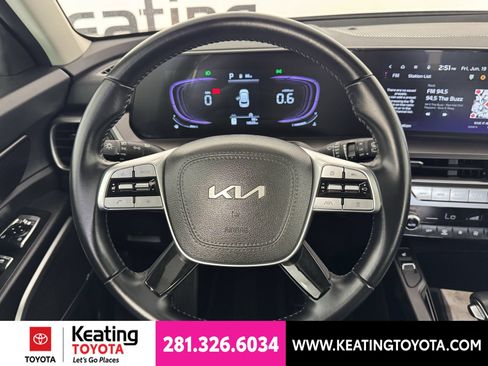 Used 2025 Kia Telluride S AWD/4WD image 29