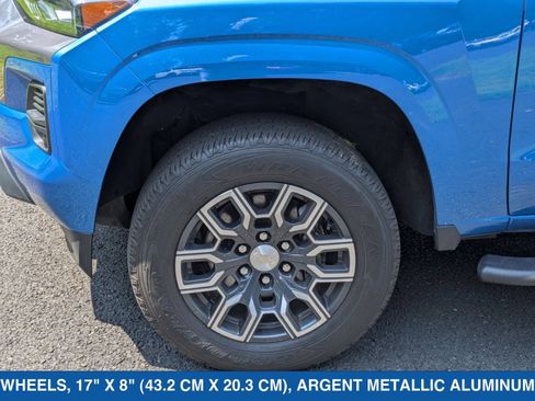 Used 2023 Chevrolet Colorado LT w/ LT Convenience Package III AWD/4WD image 11