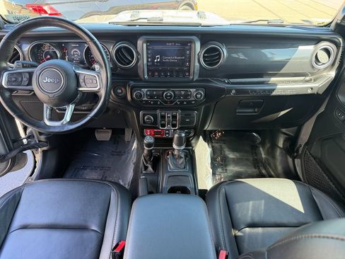 Used 2021 Jeep Wrangler Unlimited Rubicon w/ Trailer Tow Package AWD/4WD image 31