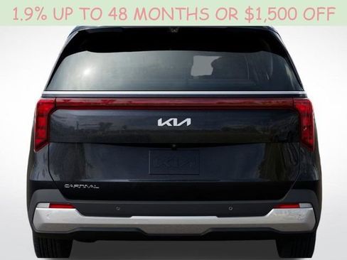 New 2026 Kia Carnival EX FWD image 14
