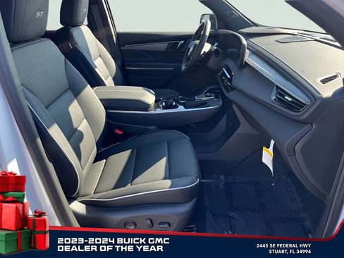 New 2025 Buick Enclave Sport Touring w/ Super Cruise Package image 19