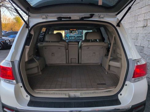 Used 2011 Toyota Highlander Limited image 37