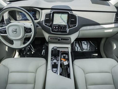 Certified 2024 Volvo XC90 B6 Plus w/ Protection Package Premier AWD/4WD image 22