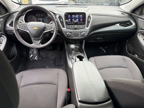 Used 2022 Chevrolet Malibu LT FWD image 14