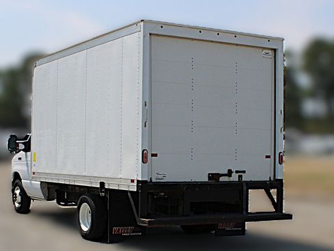 Used 2023 Ford E-350 and Econoline 350 Super Duty w/ Power Windows & Locks Group RWD image 4