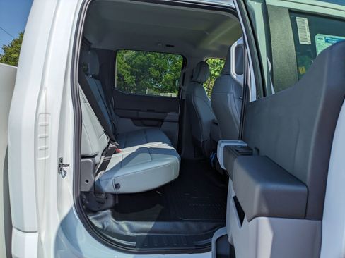 New 2025 Ford F450 XL w/ XL Chrome Package image 34