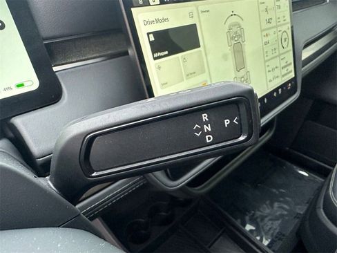 Used 2025 Rivian R1T Adventure image 22