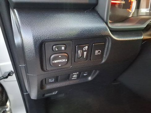 Used 2023 Toyota 4Runner Limited image 30