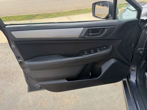 Used 2015 Subaru Legacy 2.5i AWD/4WD image 11
