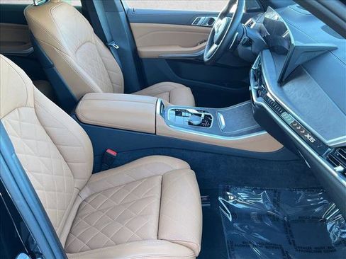 Used 2024 BMW X5 xDrive40i w/ M Sport Package image 22