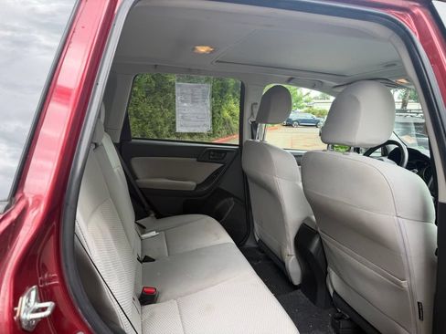 Used 2015 Subaru Forester 2.5i Premium w/ All-Weather Package AWD/4WD image 15