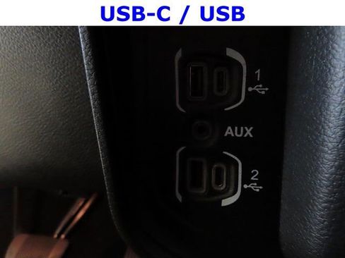 Used 2023 RAM 1500 Big Horn w/ Trailer Tow Group image 9