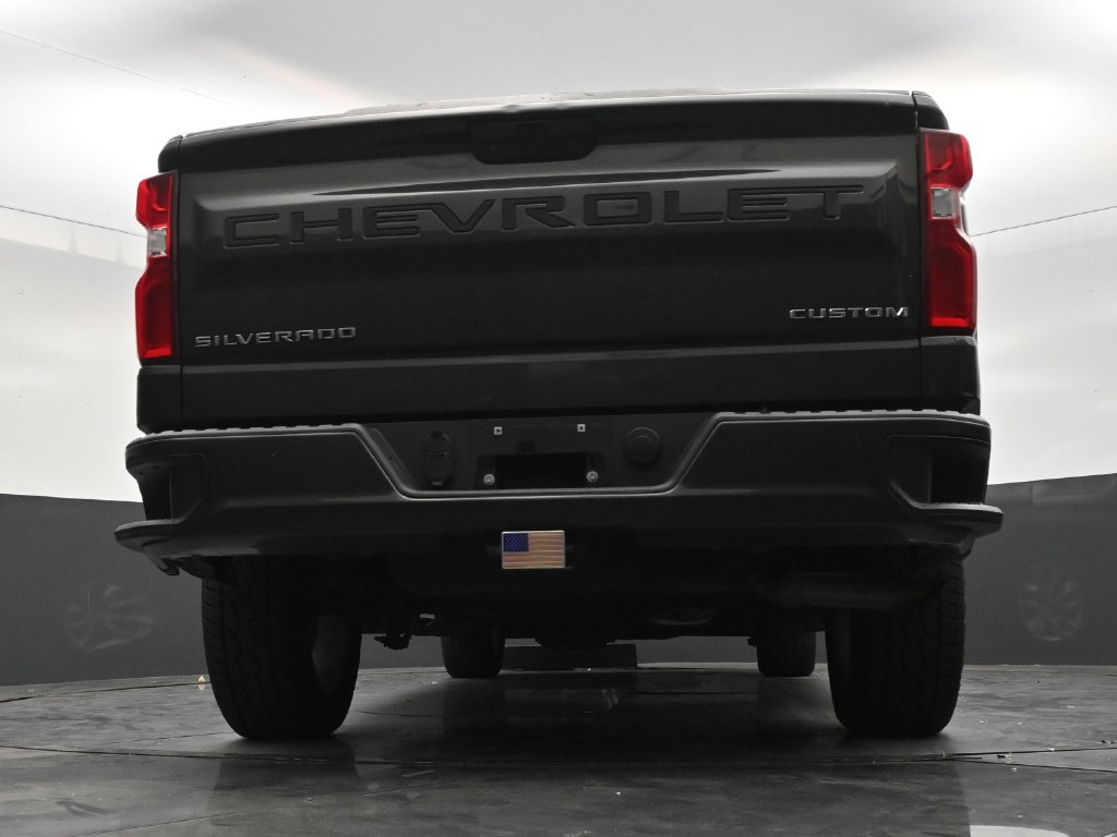 Used 2021 Chevrolet Silverado 1500 Custom RWD image 22