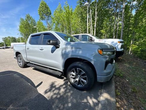 Used 2024 Chevrolet Silverado 1500 RST AWD/4WD image 3