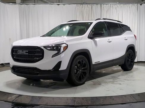 Used 2020 GMC Terrain SLE w/ Driver Convenience Package image 5