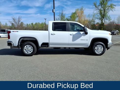 Used 2025 Chevrolet Silverado 2500 LT image 31