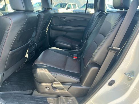 Used 2021 Honda Pilot Black Edition image 22