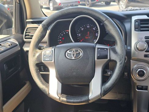 Used 2011 Toyota 4Runner Limited AWD/4WD image 19