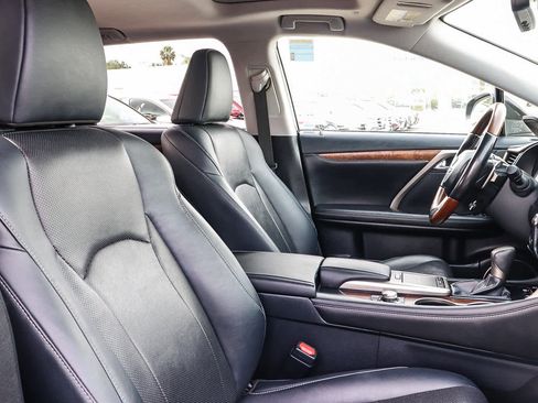 Used 2021 Lexus RX 350L FWD w/ Premium Package image 19