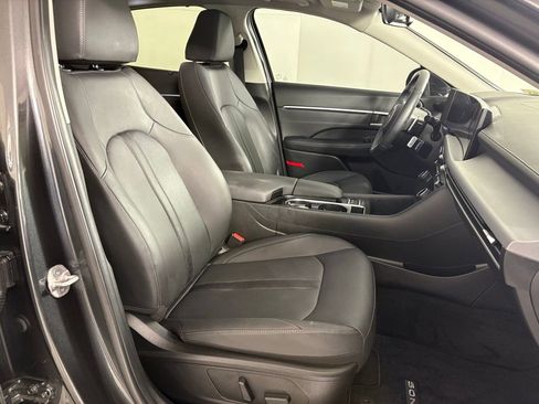 Used 2025 Hyundai Sonata Limited image 89