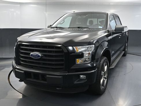Used 2015 Ford F150 XLT w/ Equipment Group 302A Luxury image 13