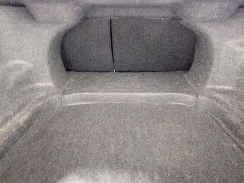 Used 2016 Ford Taurus Limited w/ Equipment Group 301A image 36