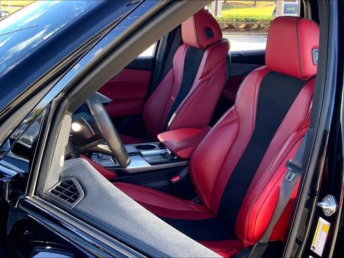 Used 2022 Acura MDX A-Spec image 7