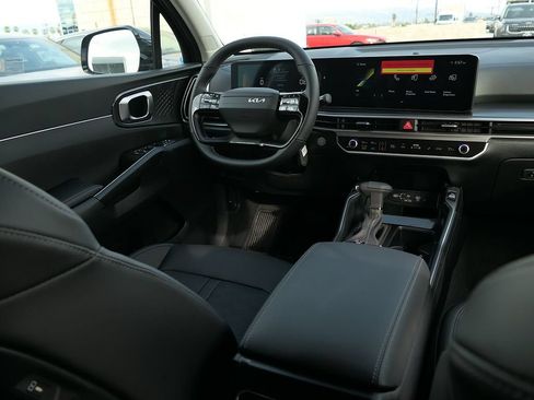 New 2026 Kia Sorento S FWD image 24