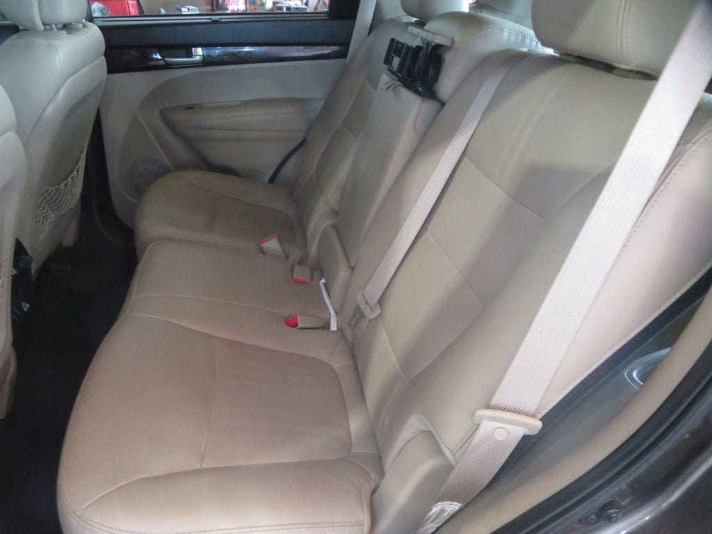 Used 2014 Kia Sorento EX w/ EX V6 Touring Package FWD image 26