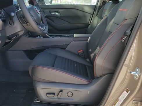 New 2026 Nissan Rogue SV image 6