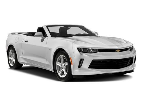 Used 2017 Chevrolet Camaro LT RWD image 9