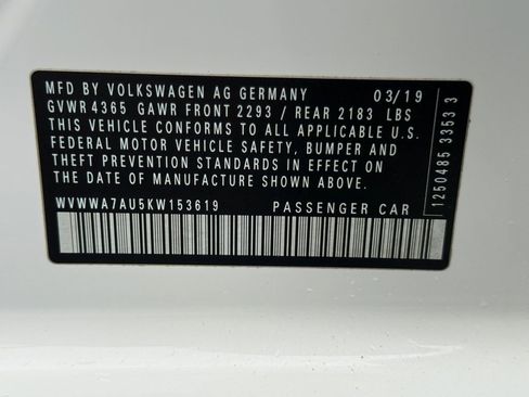 Used 2019 Volkswagen Golf R 4-Door image 26