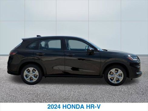 Certified 2024 Honda HR-V LX image 6