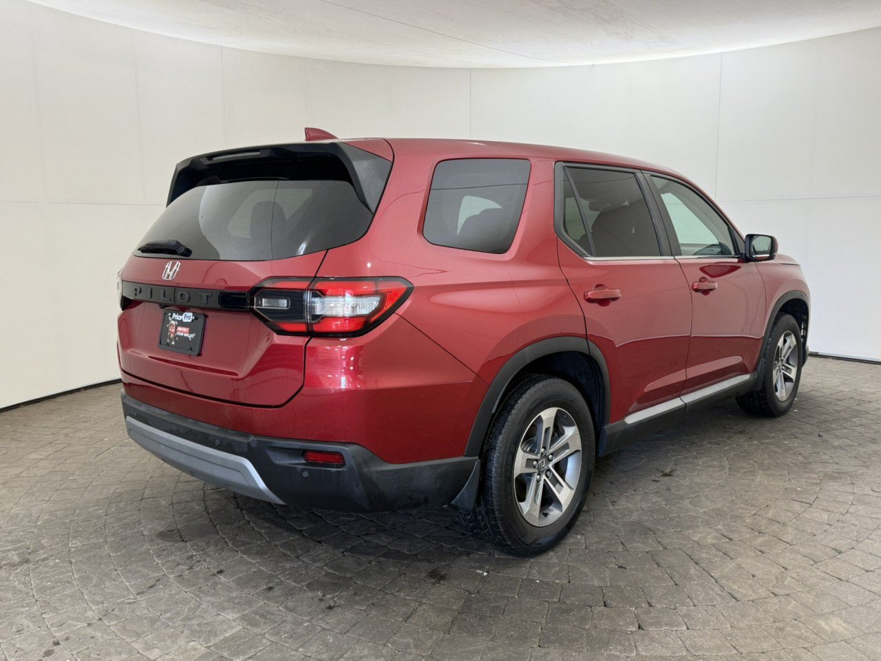 Used 2024 Honda Pilot EX-L image 9