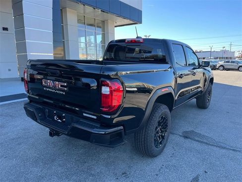 New 2026 GMC Canyon Elevation w/ Convenience Package image 3