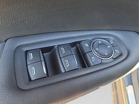 Used 2020 Cadillac XT6 Premium Luxury image 15