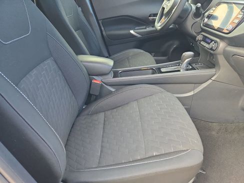 Used 2022 Nissan Kicks SV image 20