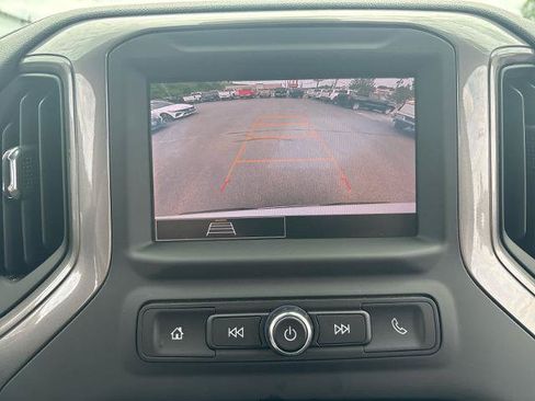 Used 2025 Chevrolet Silverado 1500 W/T RWD image 17