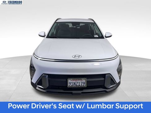 Certified 2025 Hyundai Kona SEL AWD/4WD image 8