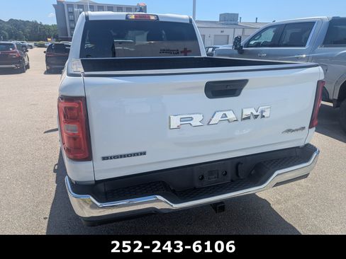 Used 2025 RAM 1500 Big Horn AWD/4WD image 3