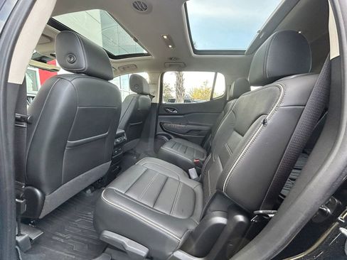 Used 2021 GMC Acadia Denali w/ Denali Technology Package image 17