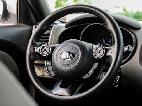 Used 2017 Kia Soul w/ Convenience Package FWD image 17