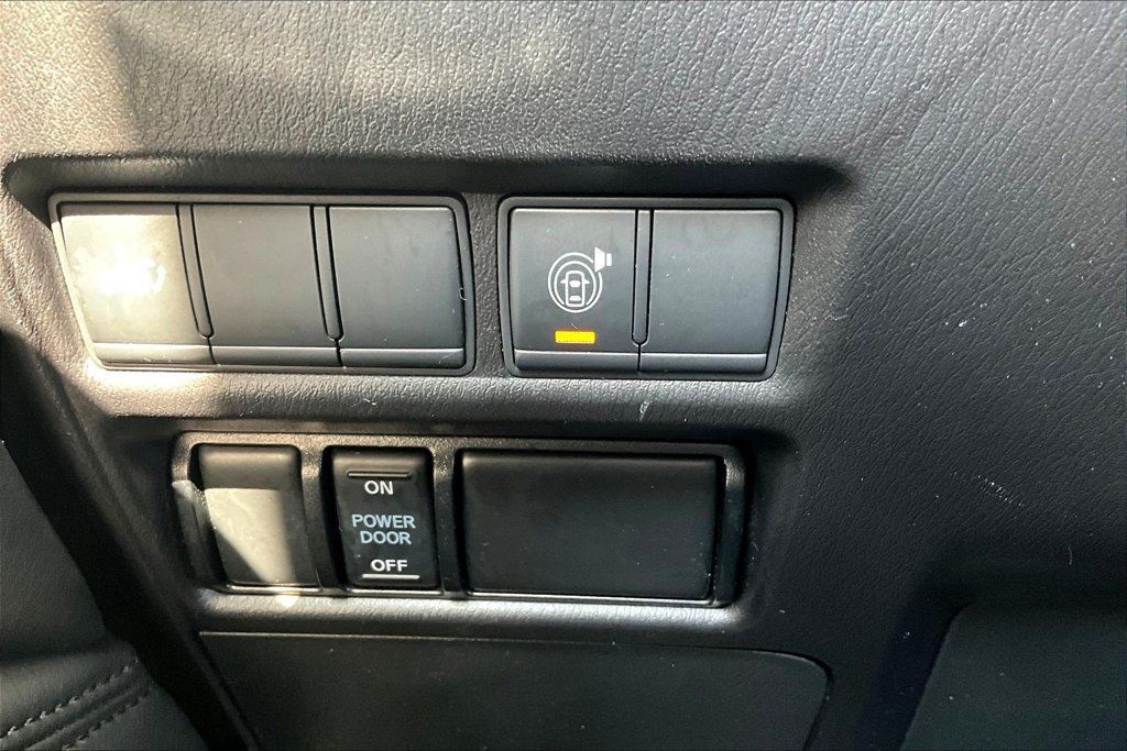 Used 2021 Nissan Armada SL w/ Midnight Edition Package RWD image 15