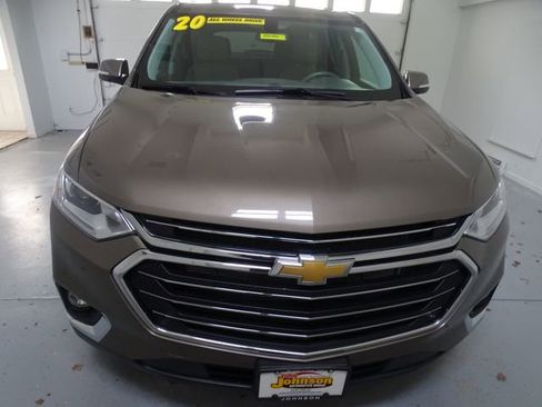 Used 2020 Chevrolet Traverse LT AWD/4WD image 25